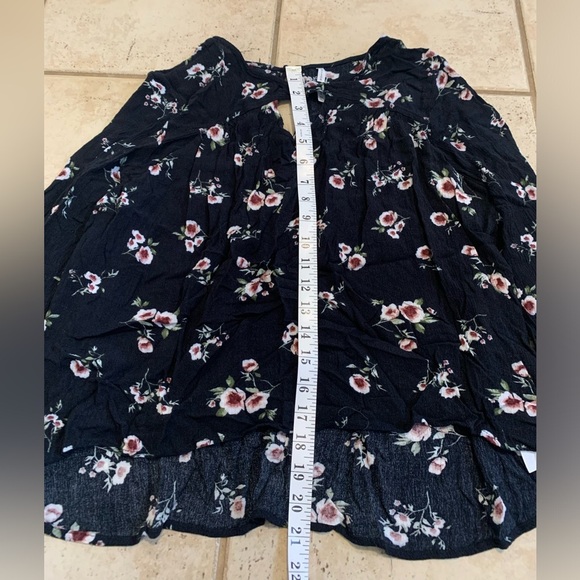 Grayson Threads Floral Keyhole Blouse XL - Picture 8 of 8